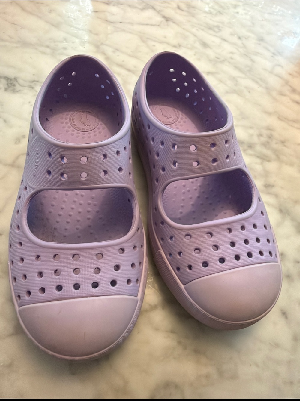 Native Juniper Lavender Girls Slip-On Size 9